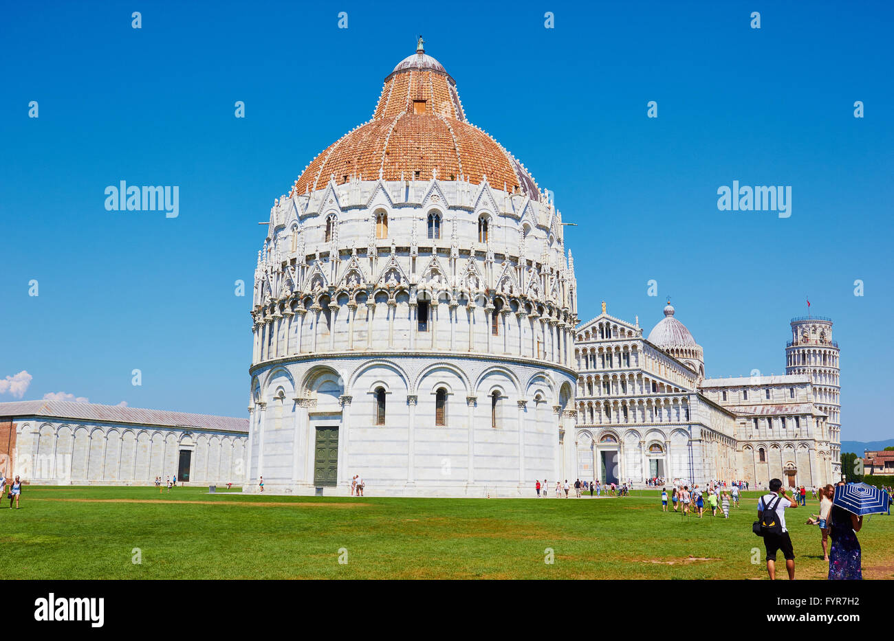 Baptistère de Saint Jean, la cathédrale de Pise et la Tour Penchée de Pise, Toscane, Italie, Europe Banque D'Images
