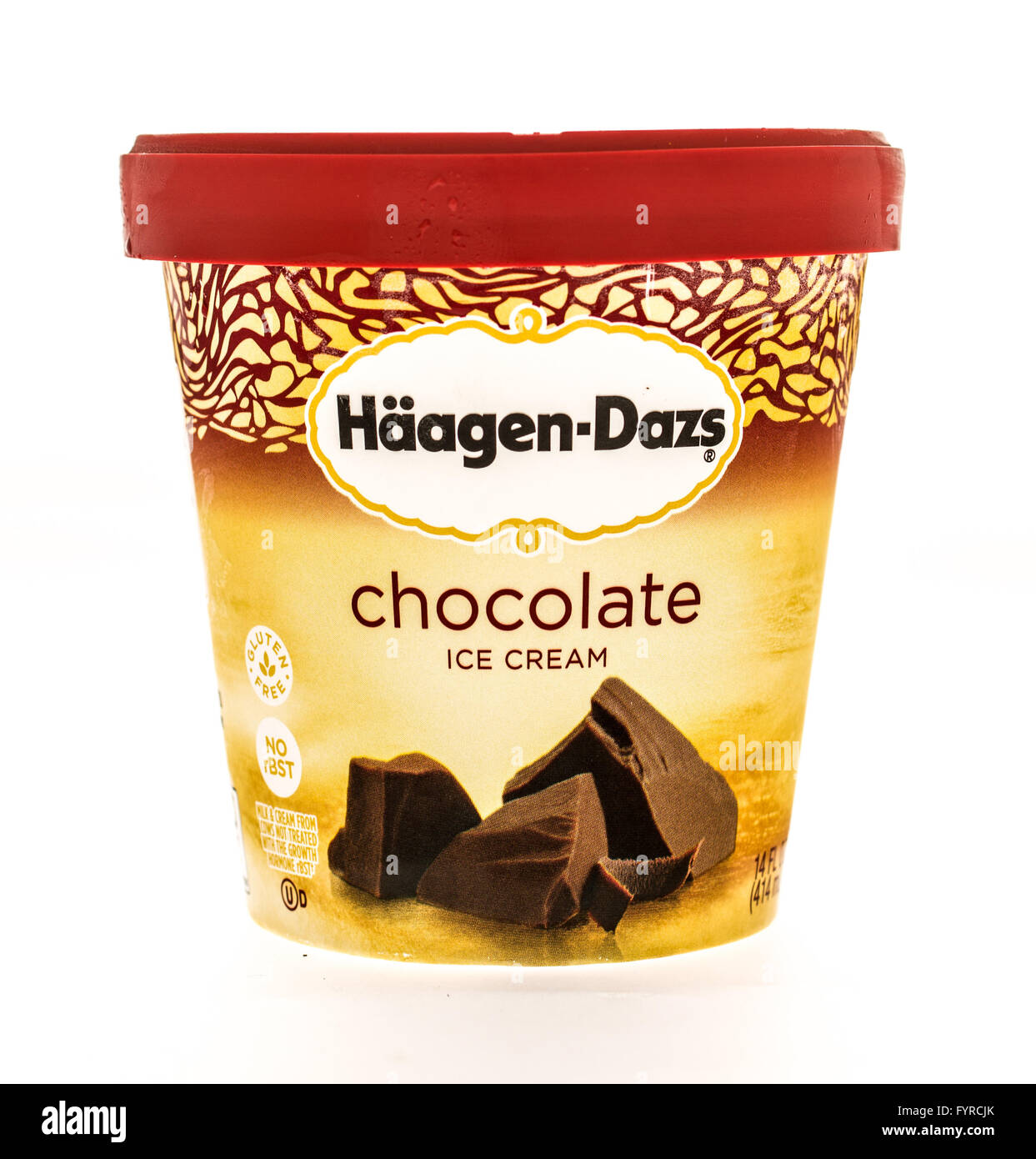 Winneconni, WI - 29 juin 2015 : contenant de crème glace Haagen-Dazs saveur de chocolat. Banque D'Images