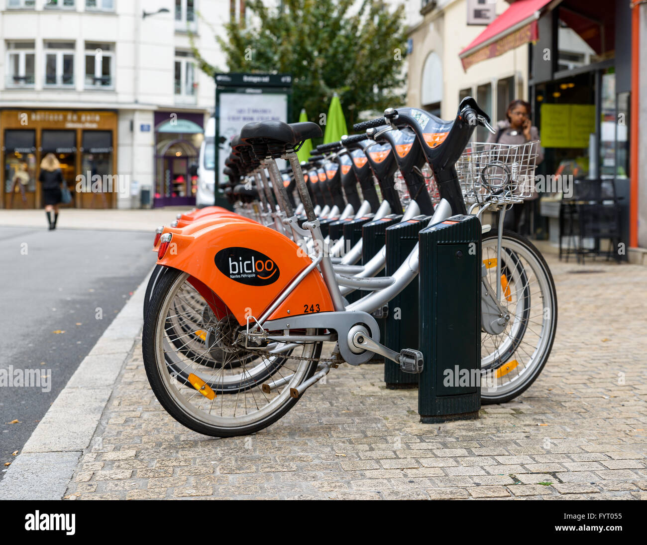 La station de Bicloo à Nantes, France. Bicloo Nantes est au système de partage de vélos. Banque D'Images