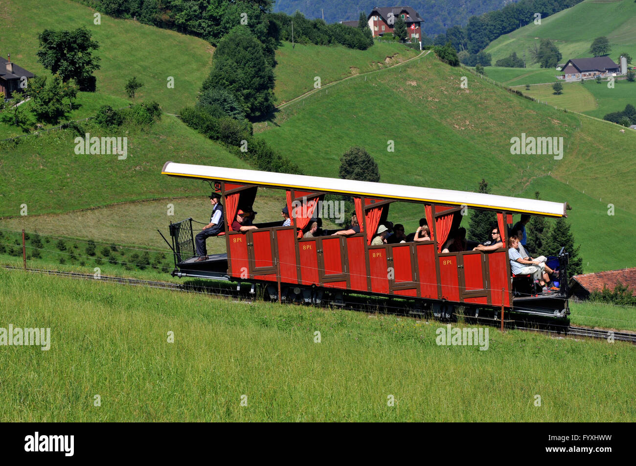 Stanserhorn Railway, train à crémaillère, le train à crémaillère, Zürich, Zurich, Suisse / Stanserhorn-Bahn, Stanserhorn Bahn Banque D'Images