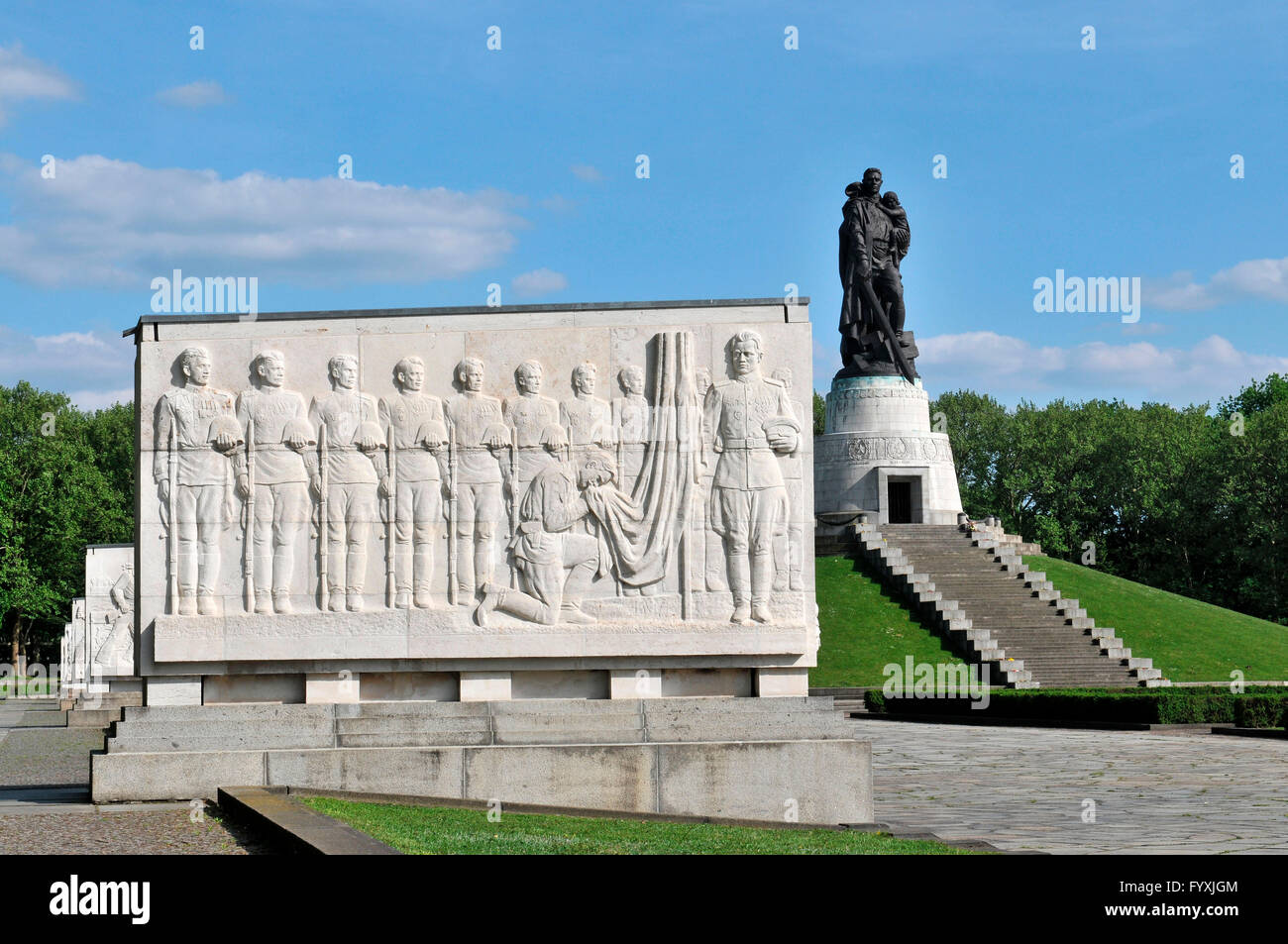 Monument commémoratif de guerre soviétique, Treptow, Berlin, Allemagne Banque D'Images