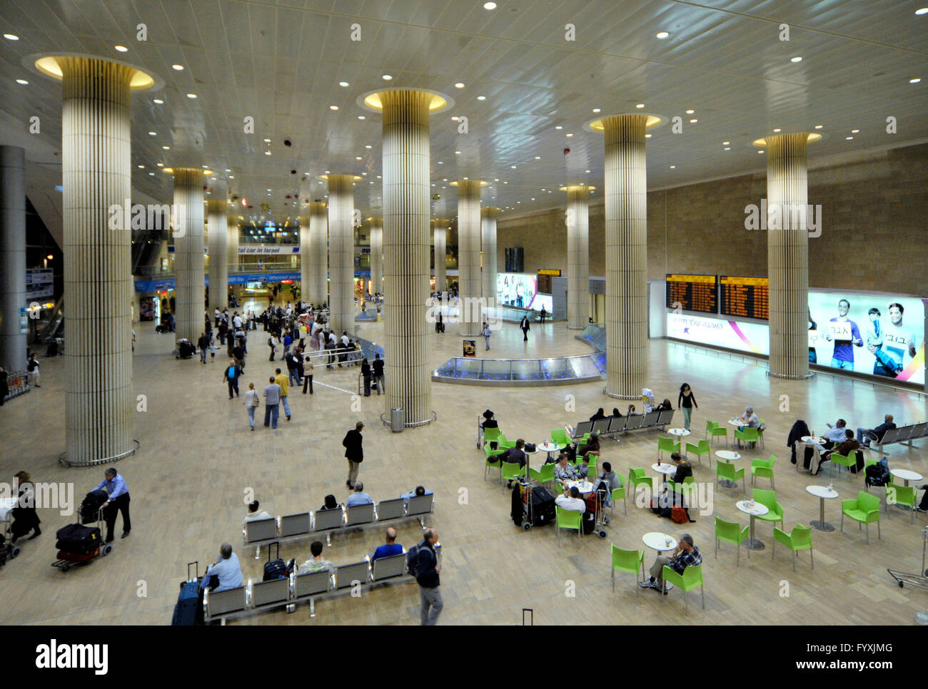 Hall d'arrivée, l'aéroport Ben Gourion, Tel Aviv-Jaffa, Israël Banque D'Images