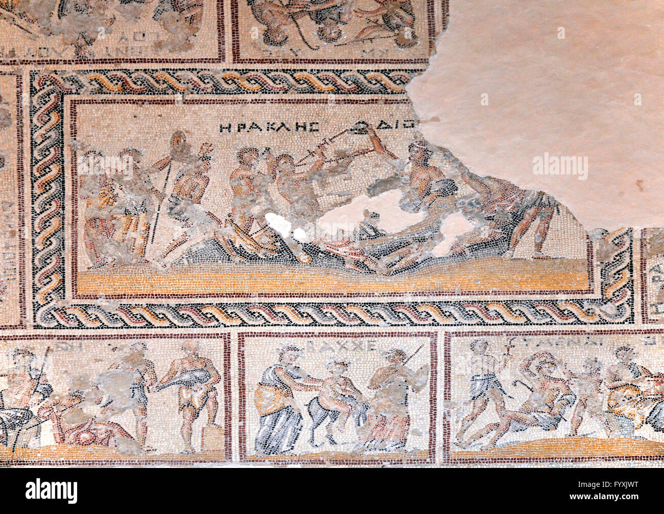 Mosaïque Hercules Hercules, en concours de boisson avec Dionysos, Maison de Dionysos, ville en ruines, Sepphoris, Israël / Diocesaraea, Saffuriya Banque D'Images