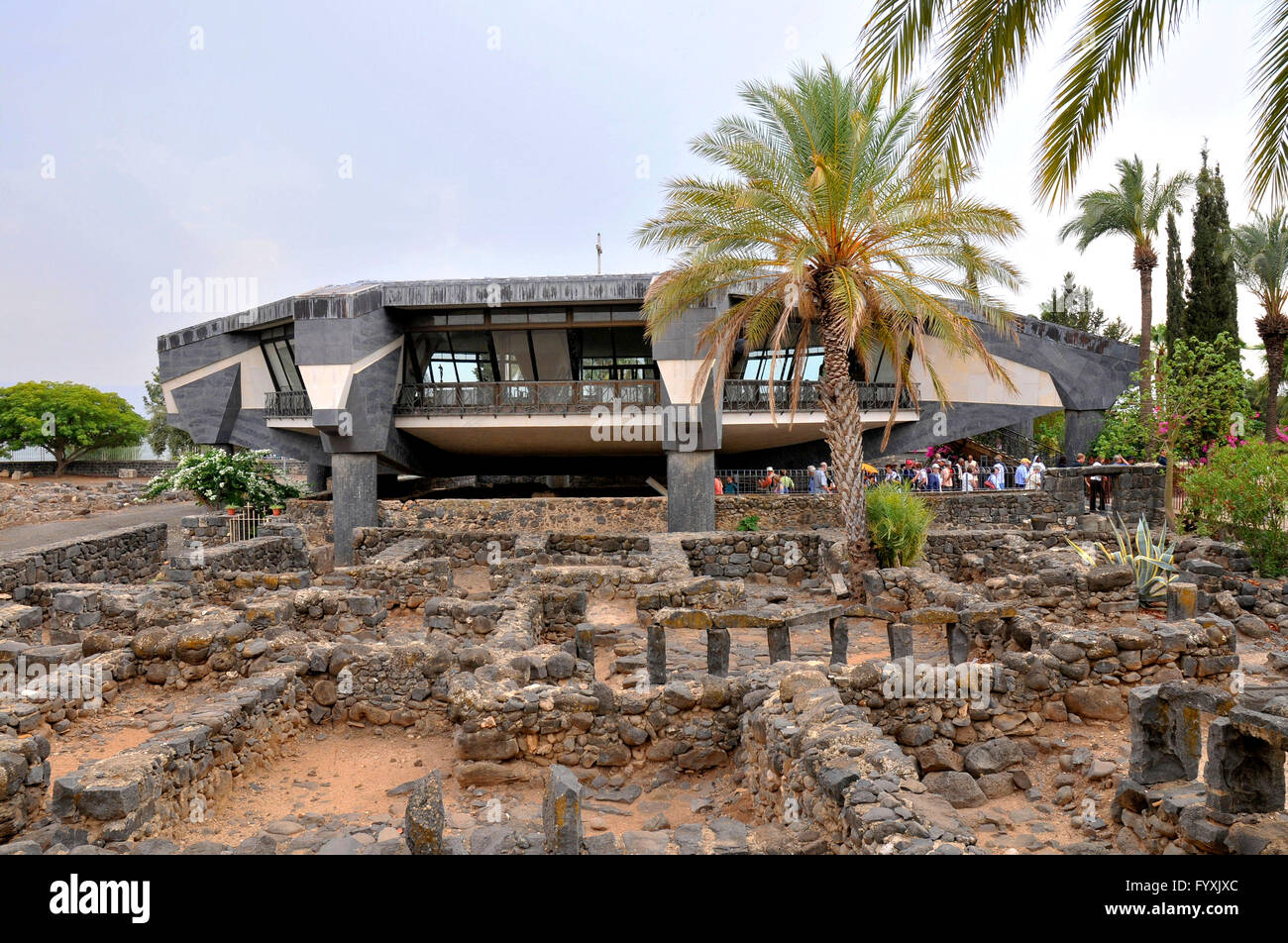 Fondation d'amortissement, de l'Église sur la maison de Pierre, octogone, Capharnaüm à la mer de Galilée, Israël / Kfar Nahum, Nahum's village Banque D'Images