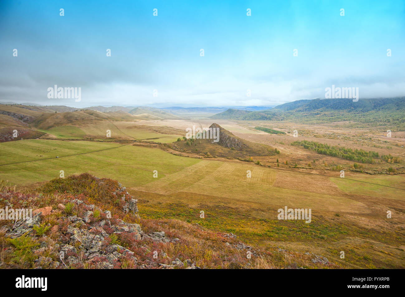 Montagnes dans beauty day Banque D'Images