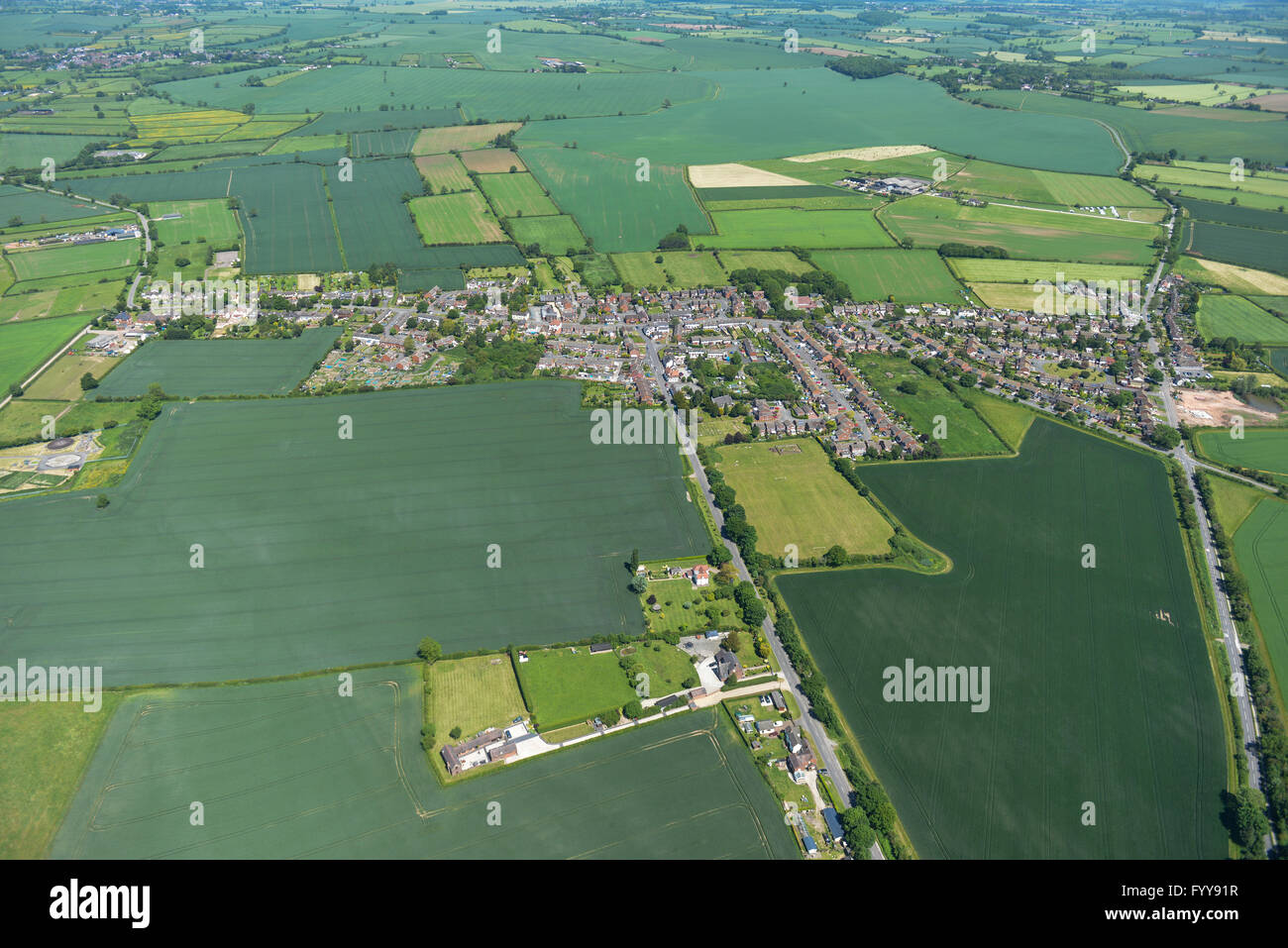 Une vue aérienne du village de Warton et entourant la campagne du Warwickshire Banque D'Images