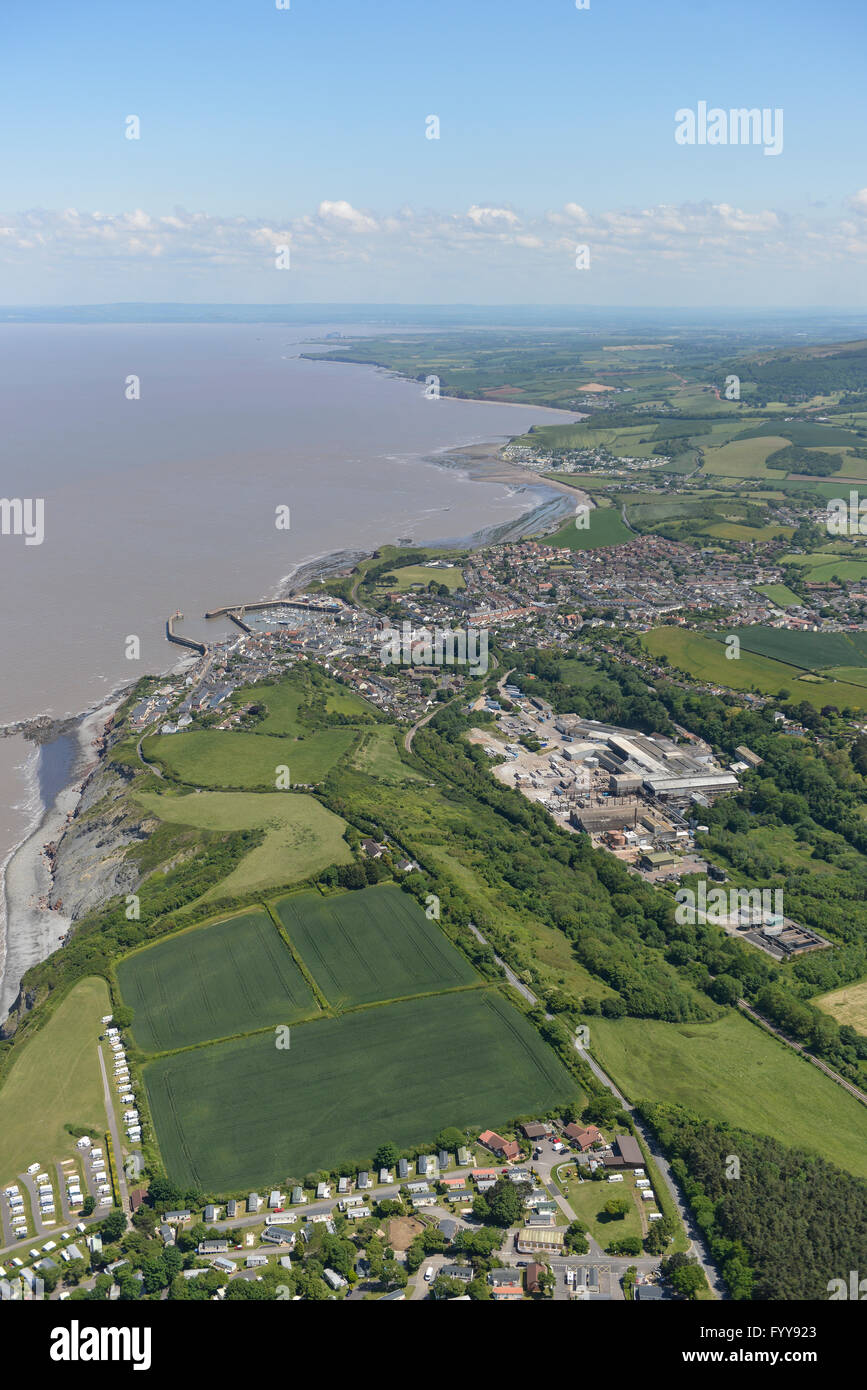 Une vue aérienne de la côte du Somerset ouest autour de la ville de Watchet Banque D'Images