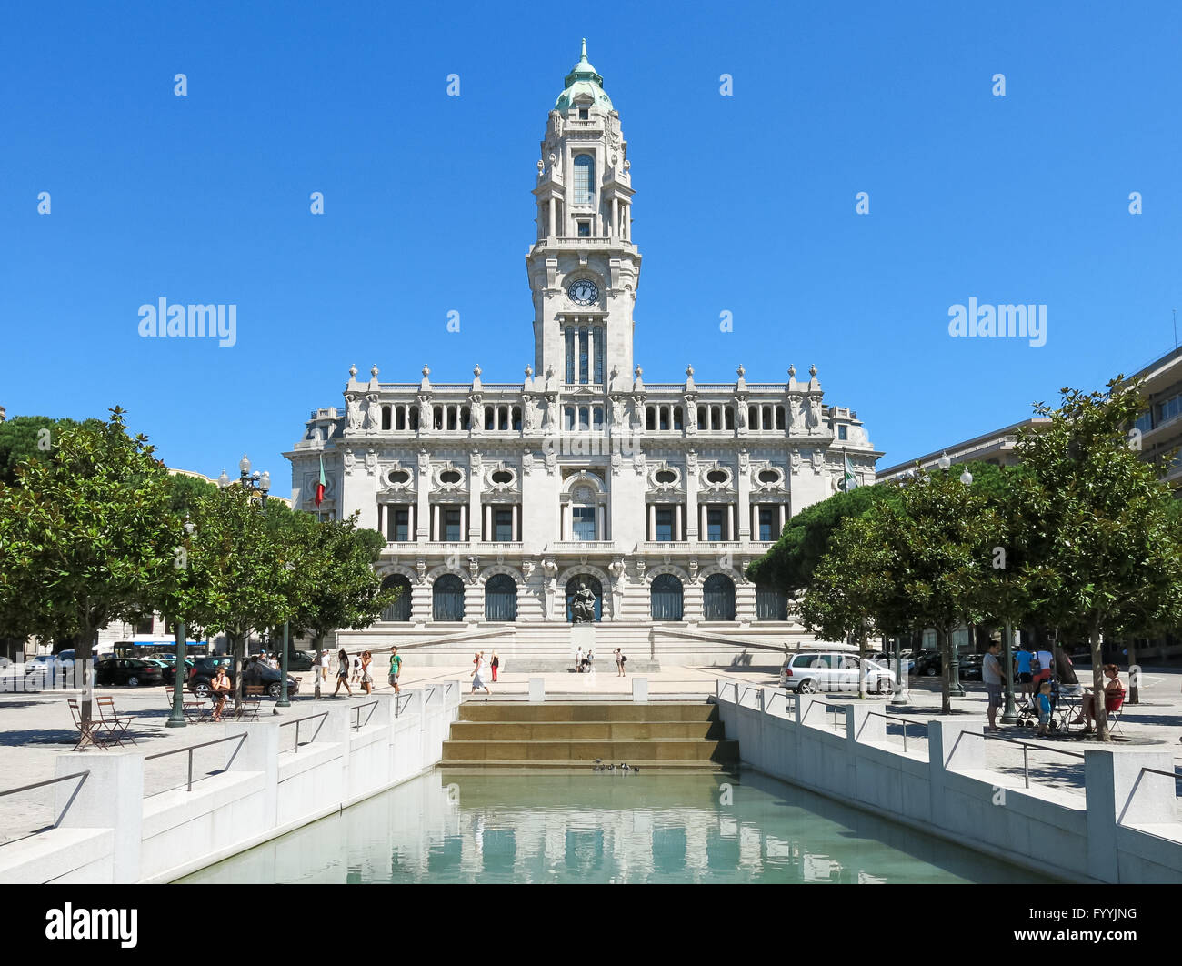 Camara Municipal do Porto sur la Place Liberdade, Porto, Portugal Banque D'Images