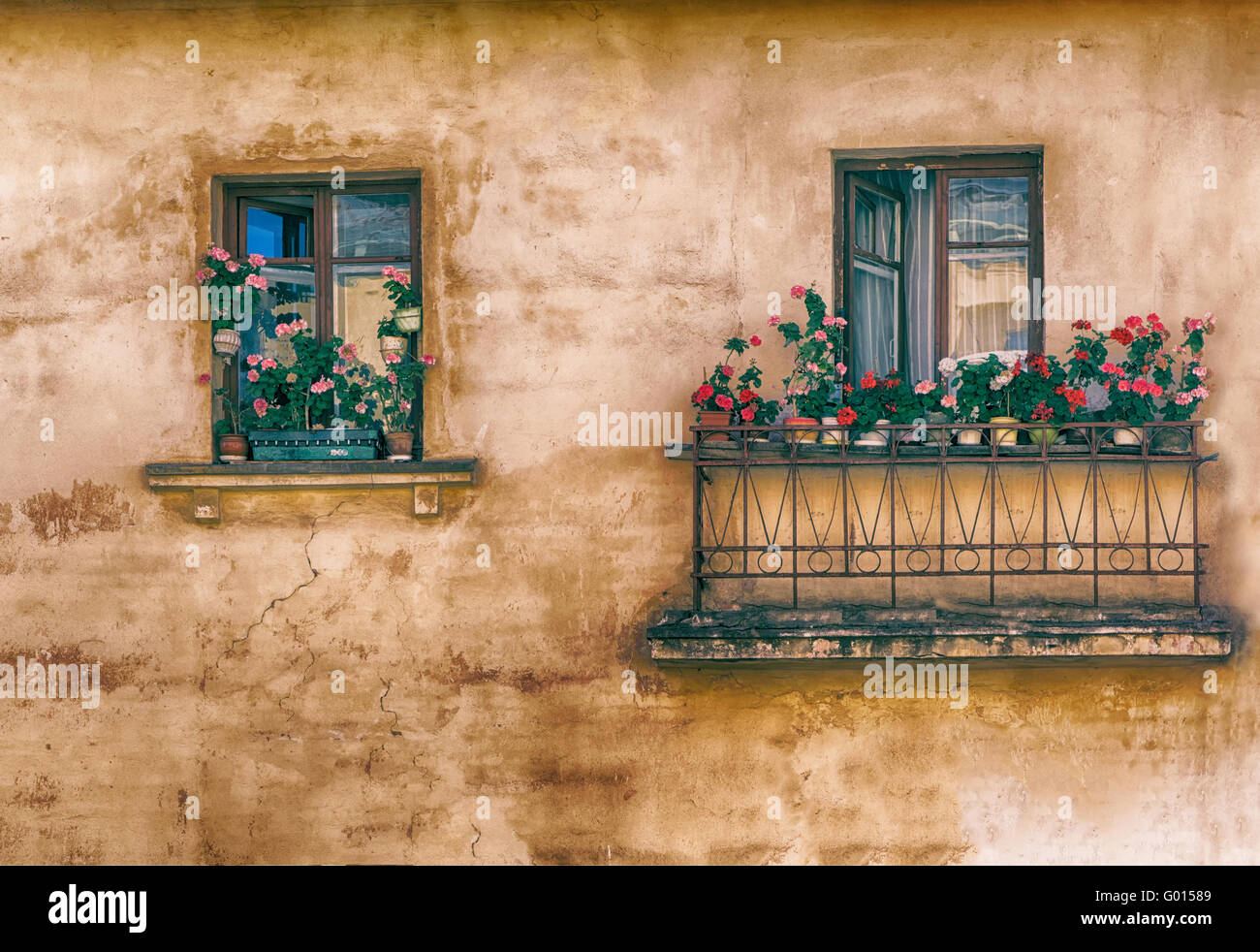 Fenêtre, balcon, fleurs, retro Banque D'Images