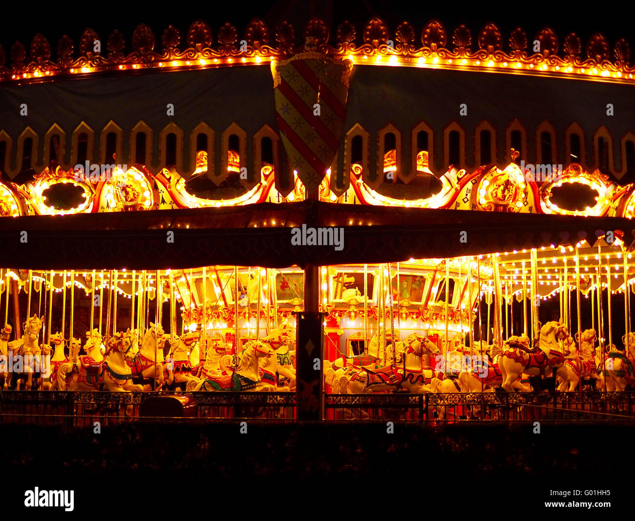 Disneyland's King Arthur's Carousel at night Banque D'Images