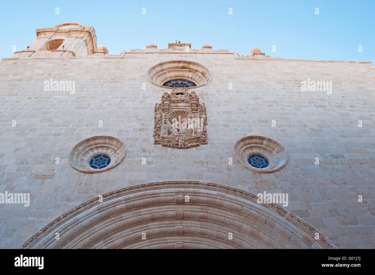 Iles Baléares, Espagne, Europe : Mahon, l'église et le couvent de Sant Francesc un ancien couvent qui abrite le Musée de Menorca Banque D'Images