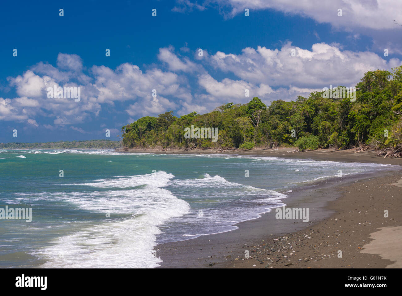 Parc national de Corcovado, COSTA RICA - plage sur l'océan Pacifique, la péninsule de Osa. Banque D'Images