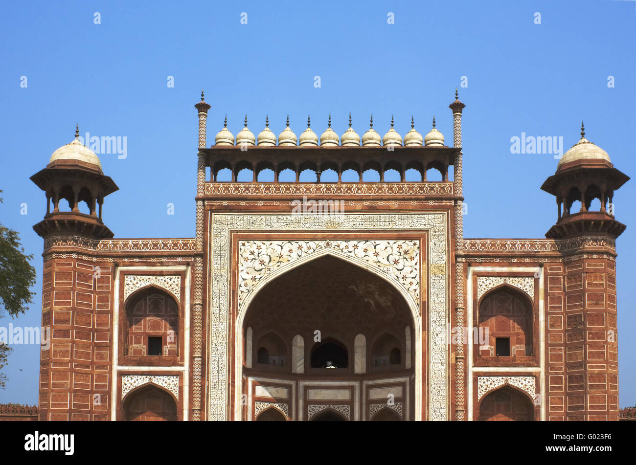 Entrée de Sikandra, Tombe de l'empereur moghol Akbar (), à Agra, Inde Banque D'Images