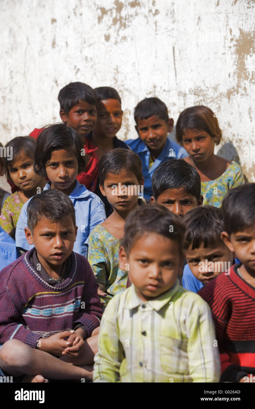 Les enfants d'une école de campagne, l'Inde du Nord, Inde, Asie Banque D'Images