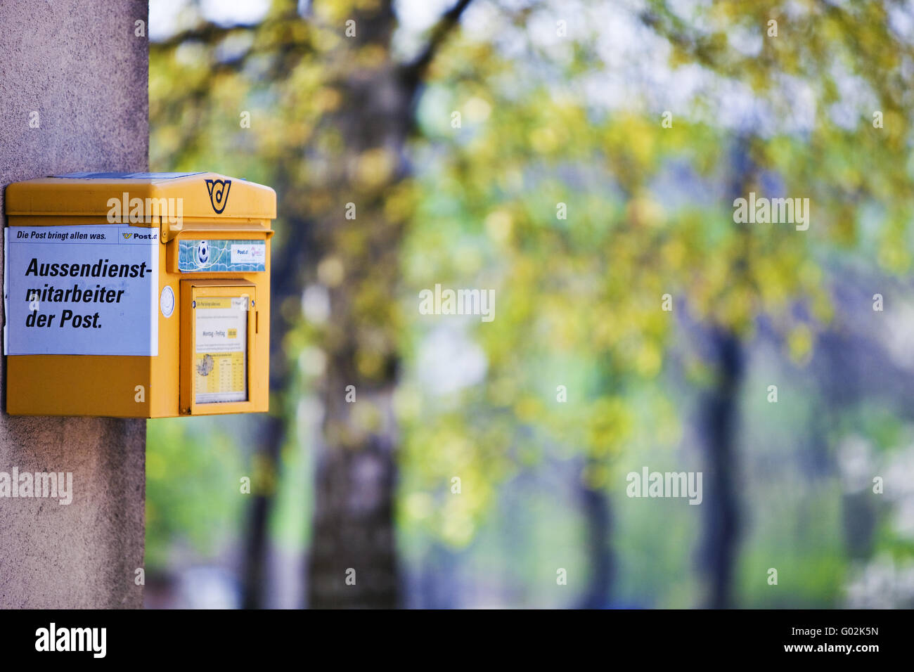 Boîte aux lettres sur une maison Banque D'Images