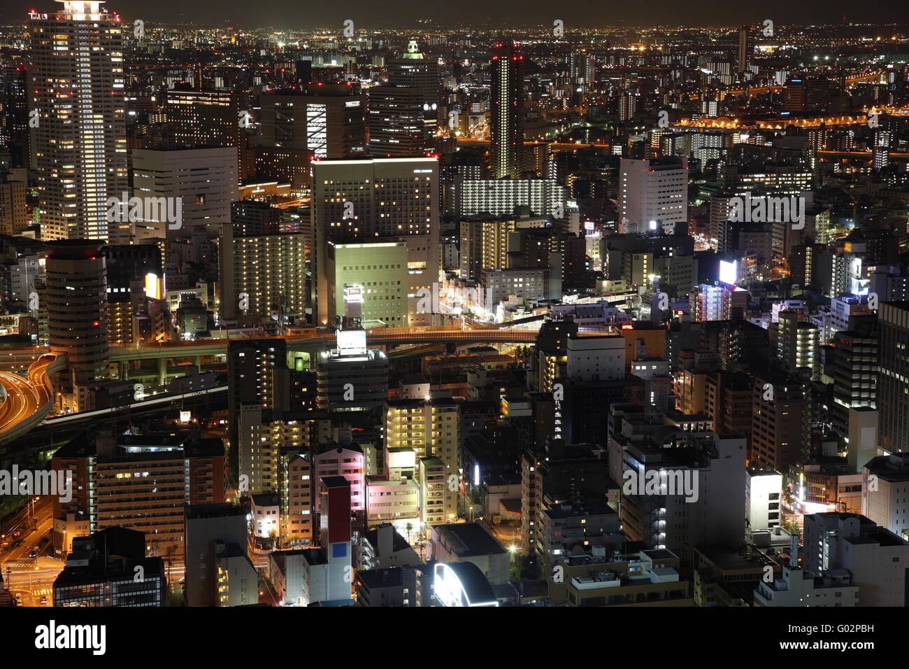 La Ville d'Osaka au Japon la nuit Banque D'Images