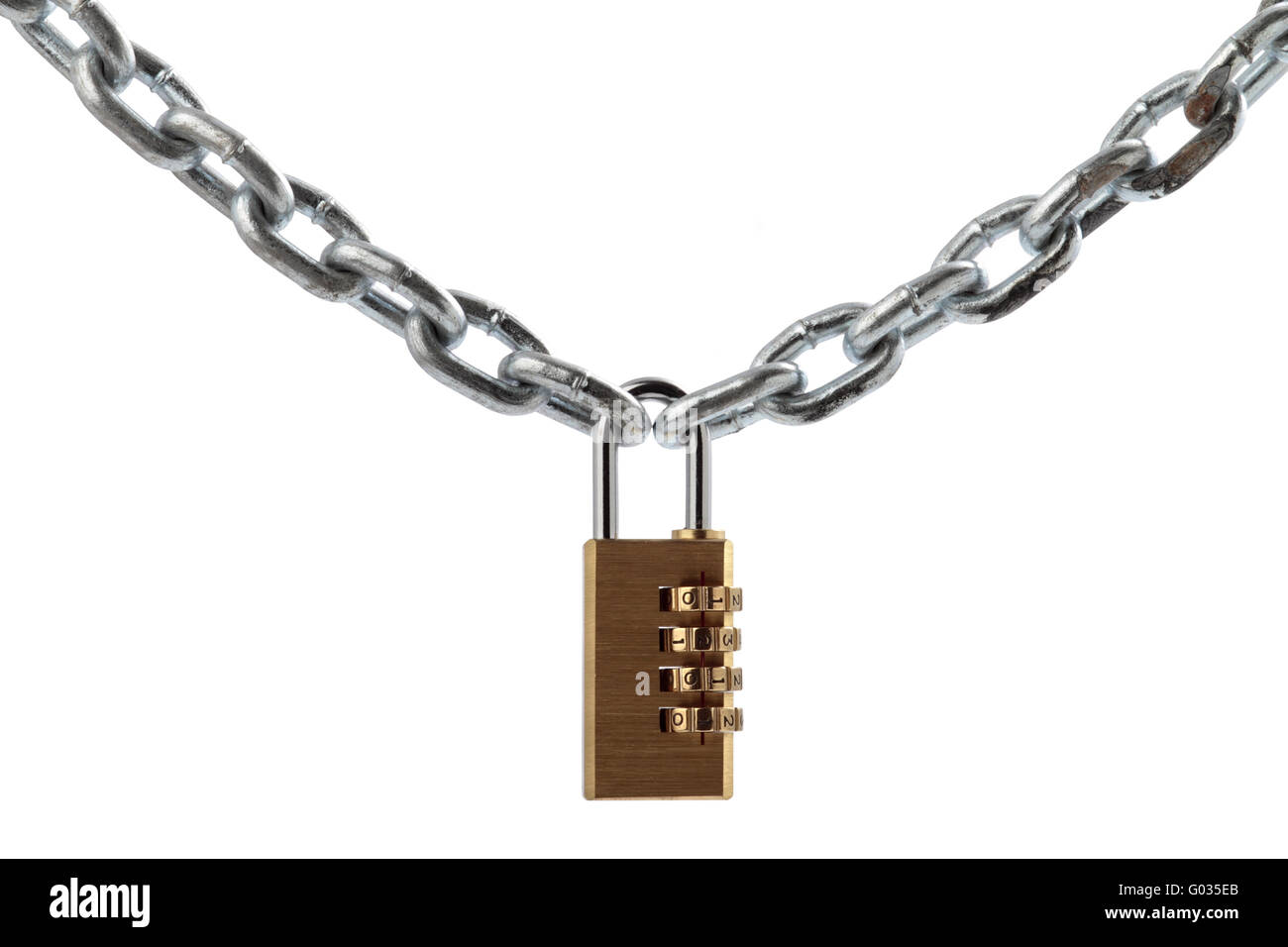 Cadenas doré avec des disques numériques accroché sur la chaîne Banque D'Images