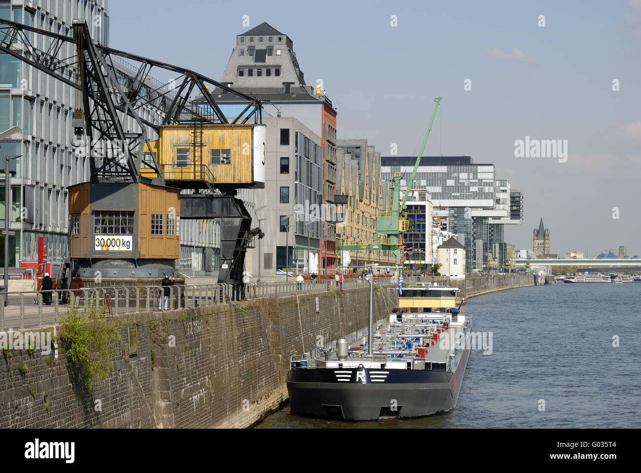 Horizon de Cologne Rheinauhafen Banque D'Images