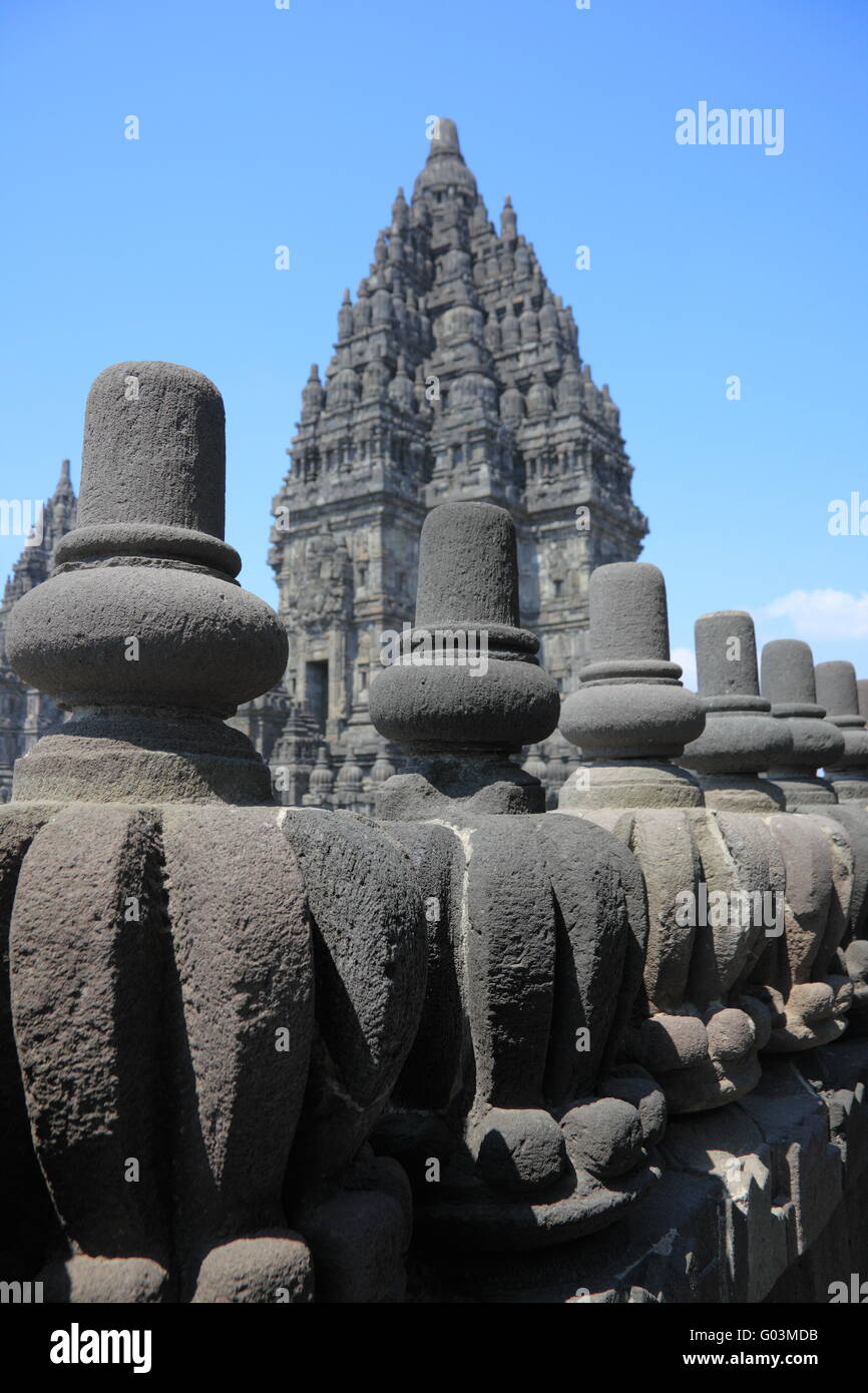 Prambanan est un neuvième siècle composé temple Hindou Banque D'Images