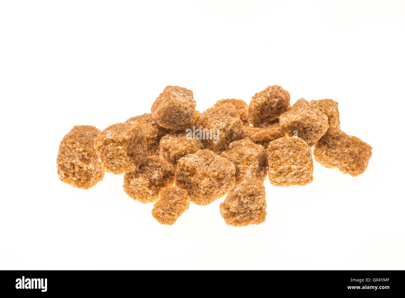 Cubes de sucre brun non raffiné brut Banque D'Images