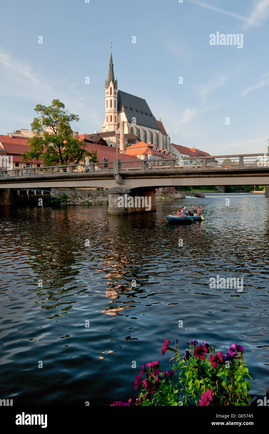 L'église Saint-Guy à Bohemian Krumlov Banque D'Images