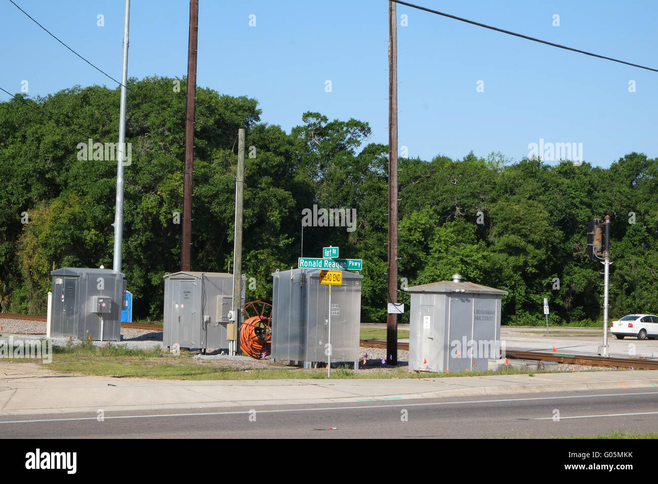 Les boîtiers d'alimentation et de signalisation à Loughman, Davenport, Floride, États-Unis d'avril 2016 Banque D'Images