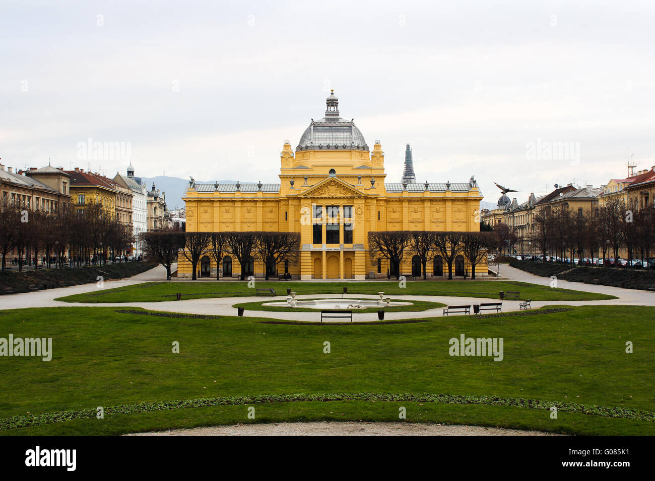 Le Pavillon des arts de Zagreb au roi Tomislav Square Banque D'Images