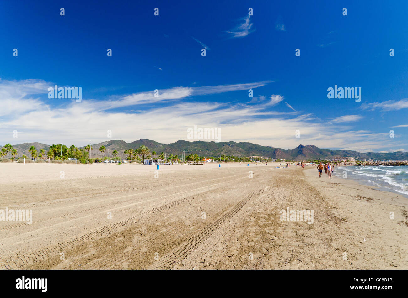 Plage et montagne Banque D'Images