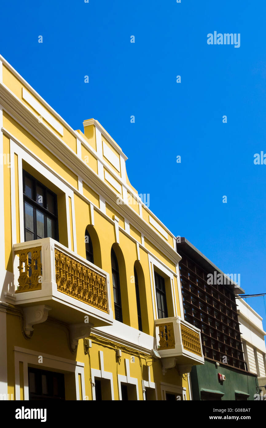 Bâtiment animée dans la vieille ville de Las Palmas de Gran Canaria, Îles Canaries, Espagne Banque D'Images