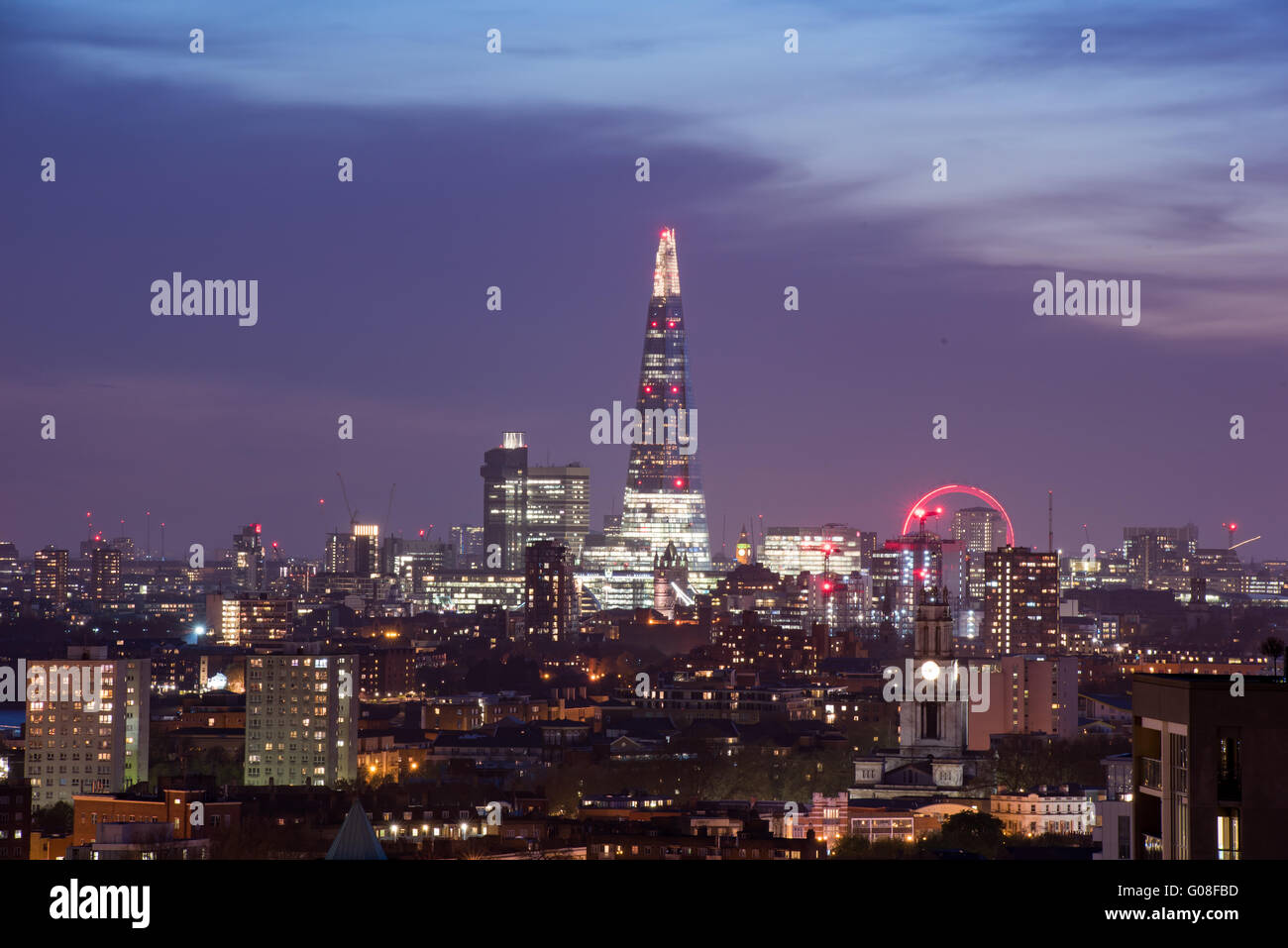 Vue panoramique sur la vie nocturne de Londres Shard Oxo Tower London Eye de talkie Walkie Balfron Tower Poplar, Londres, Royaume-Uni. Banque D'Images