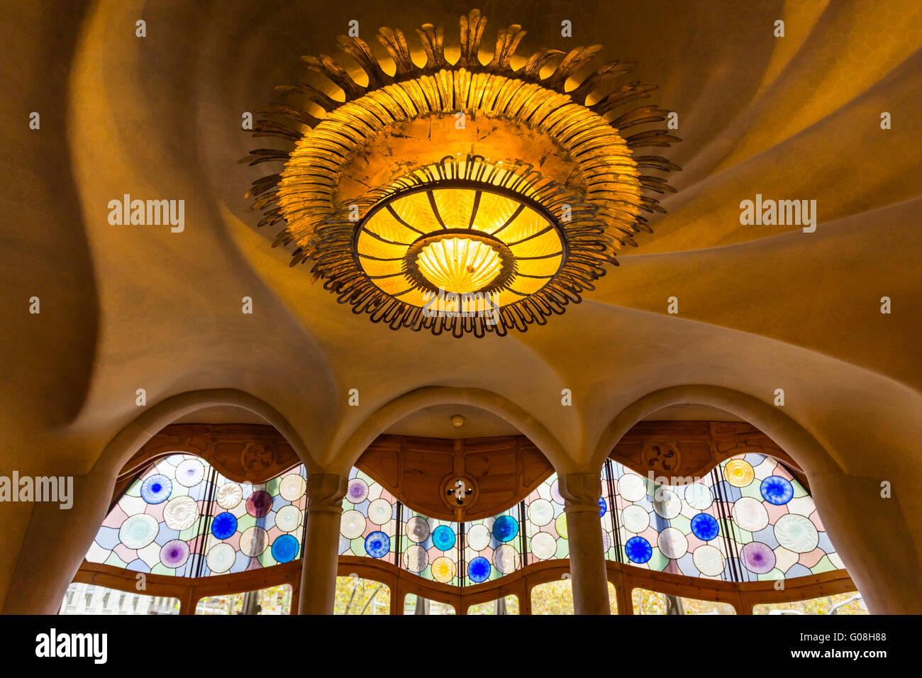 Chandelier casa batllo barcelona Banque de photographies et d'images à  haute résolution - Alamy