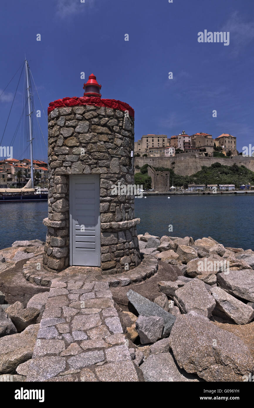 Port de Calvi, avec phare et la Citadelle, Corse Banque D'Images