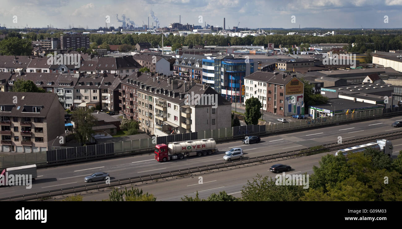 Développement du logement l'autoroute A 40, Duisburg, Allemagne Banque D'Images