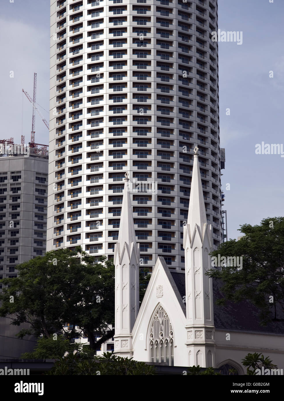 Rencontre coloniale les gratte-ciel modernes à Singapour Banque D'Images
