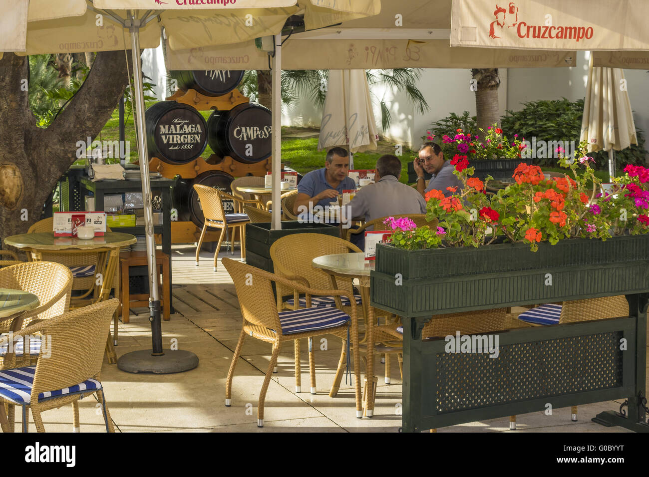 Restaurant en plein air malaga andalousie espagne Banque D'Images