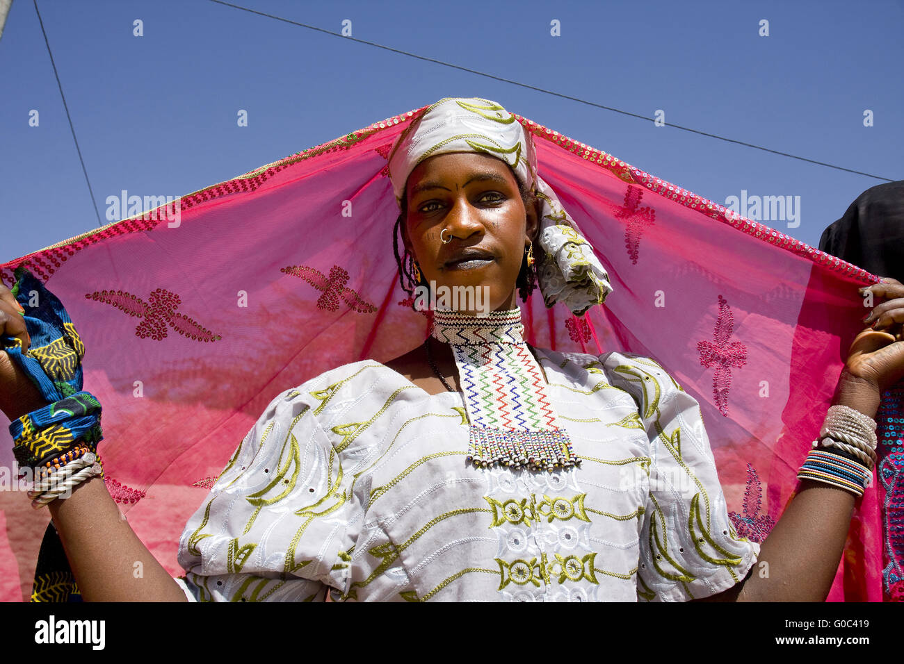 Un portrait de la tribu des Wadabe la guérison Sallee festival dans la région de Gall, le Niger. Banque D'Images