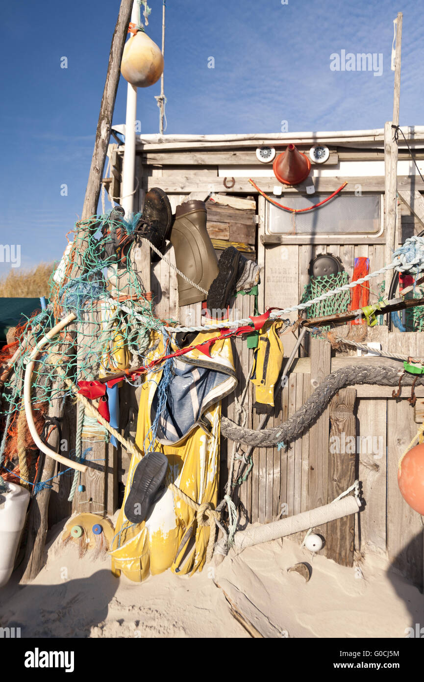 Cabane de plage faite de Flotsam Banque D'Images