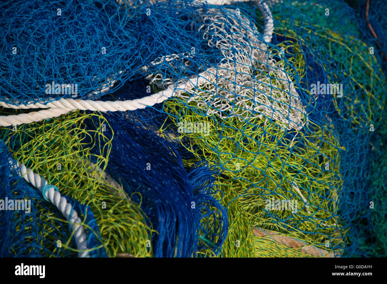Lac des cordes industrielles avec des filets de pêche Banque D'Images