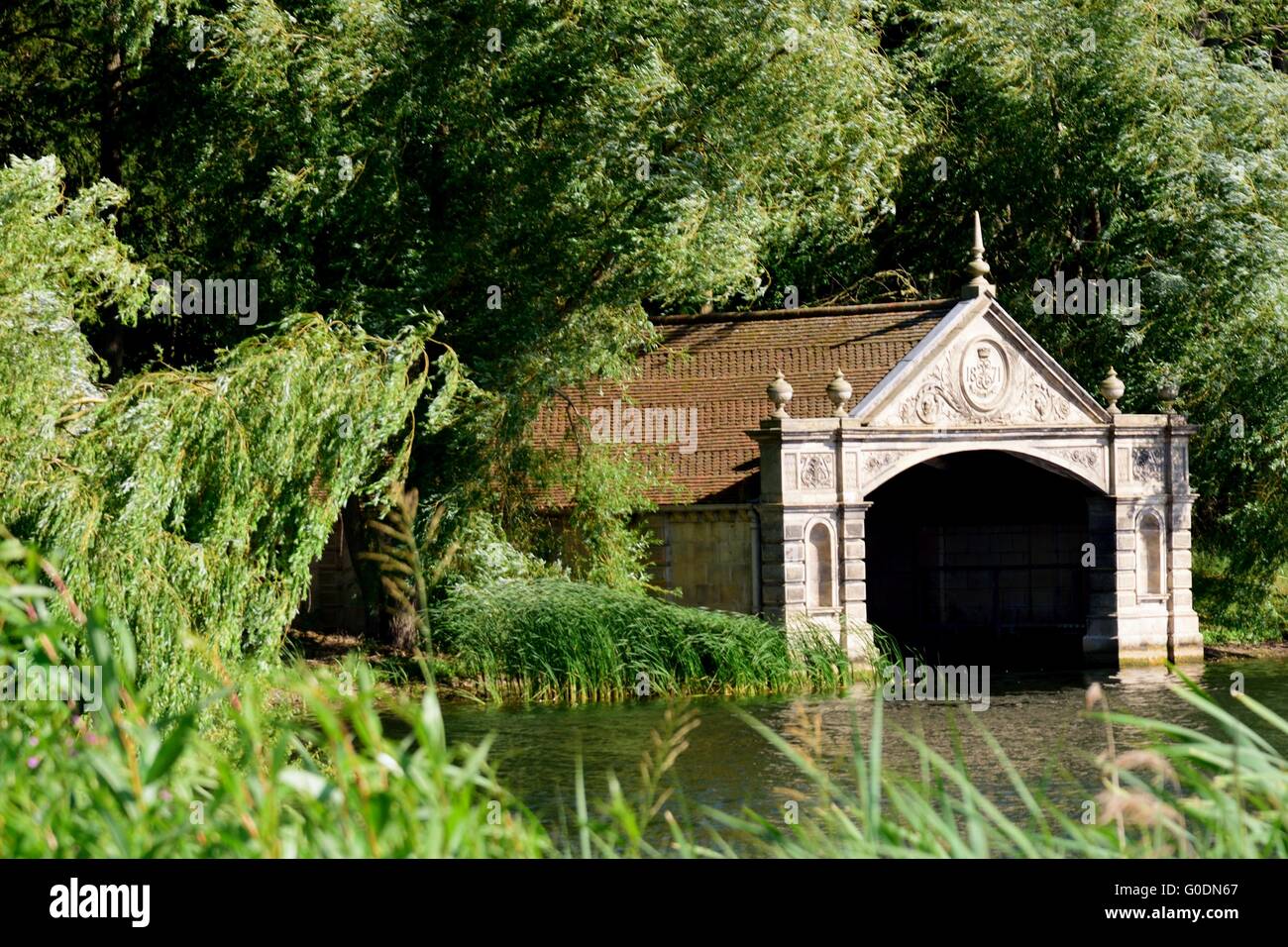 Un hangar à Pierre country estate Banque D'Images