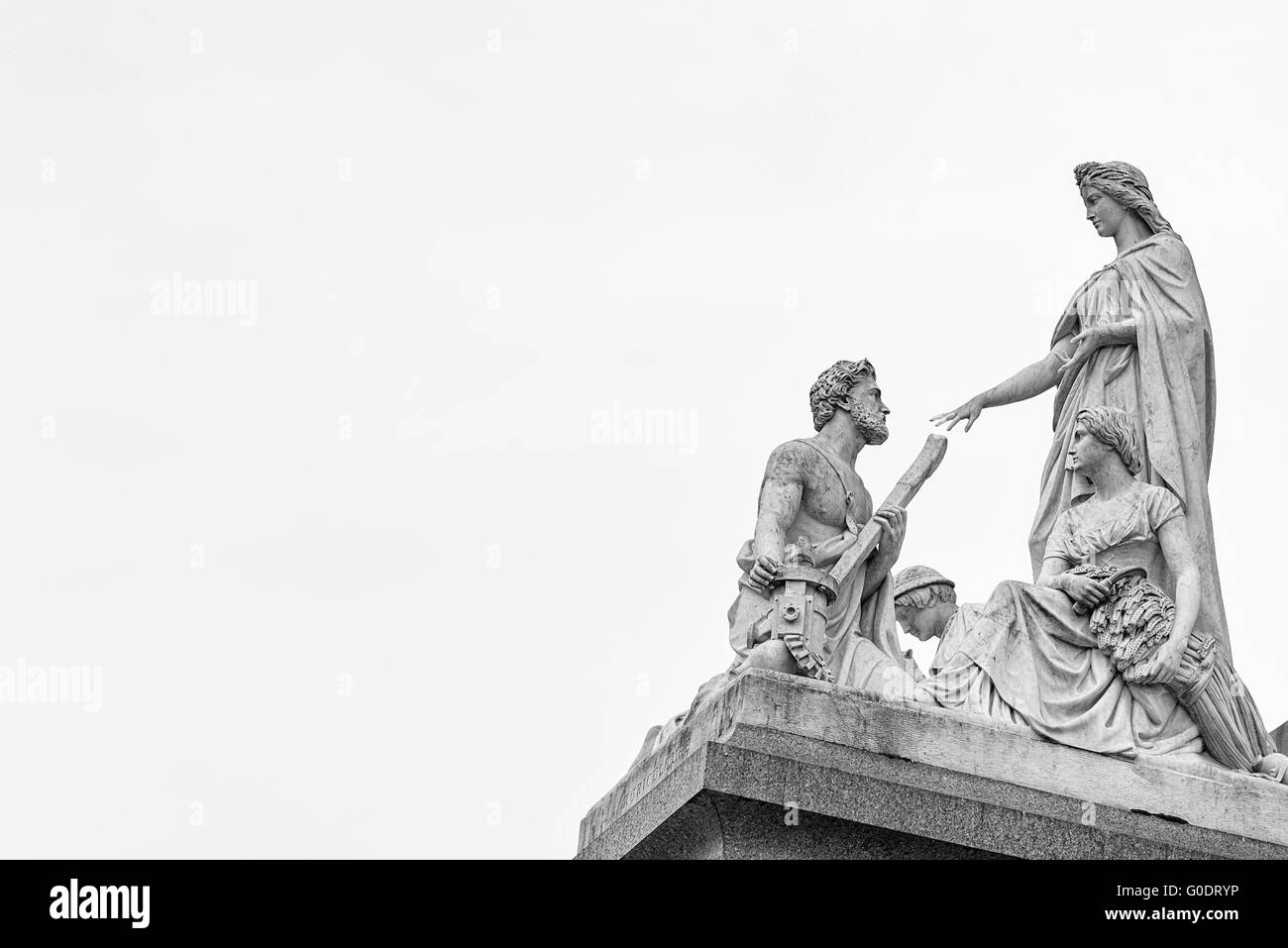 Royal Albert Memorial monument statue impériale coloniale commandé par la reine Victoria en Hyde Park, Kensington London, UK Banque D'Images