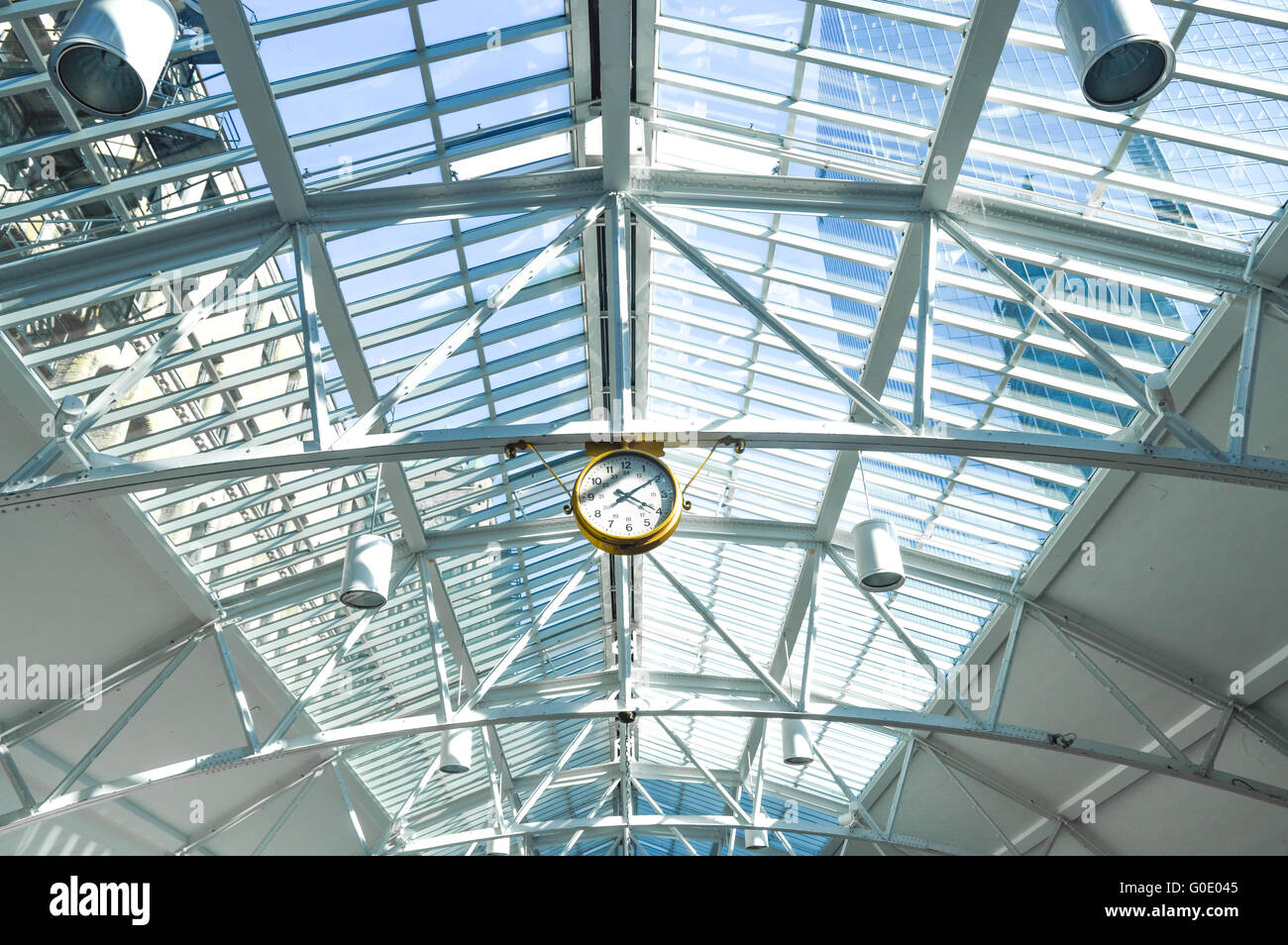 Montréal, Canada - le 27 mars 2016 : Central Station est la principale gare ferroviaire interurbain. La station est ornée de ba art déco Banque D'Images