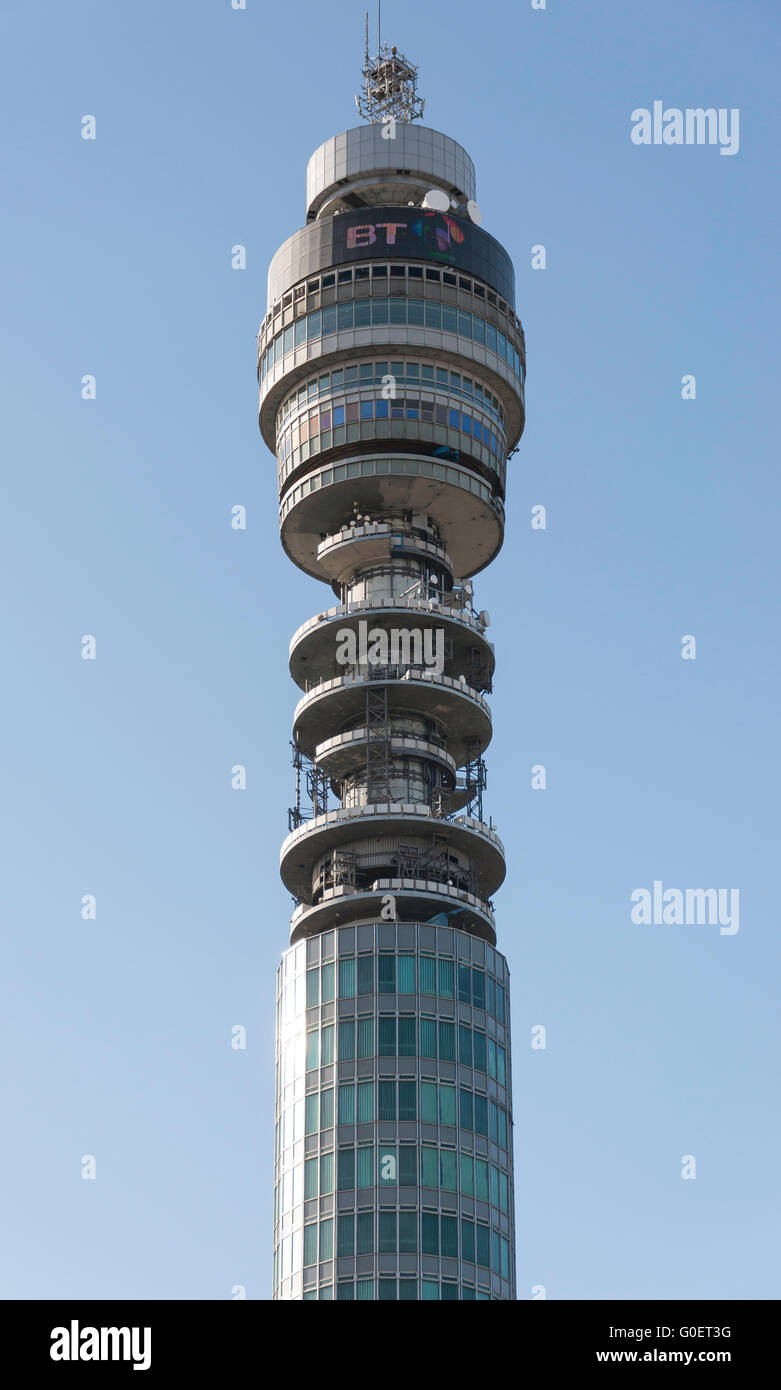 BT Tower de Howland Street, Fitzrovia, London Borough of Camden, Londres, Angleterre, Royaume-Uni Banque D'Images