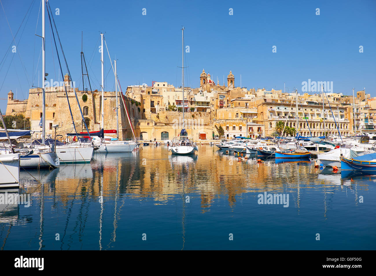 L'avis de Senglea sur la péninsule l'arsenal creek. Malte Banque D'Images