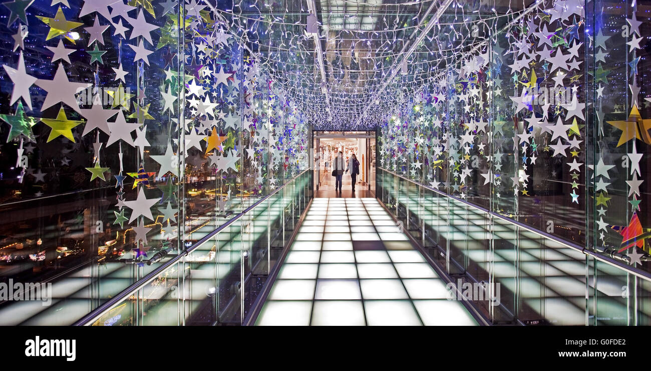 Décorations de Noël dans un grand magasin de transition, Dortmund Banque D'Images