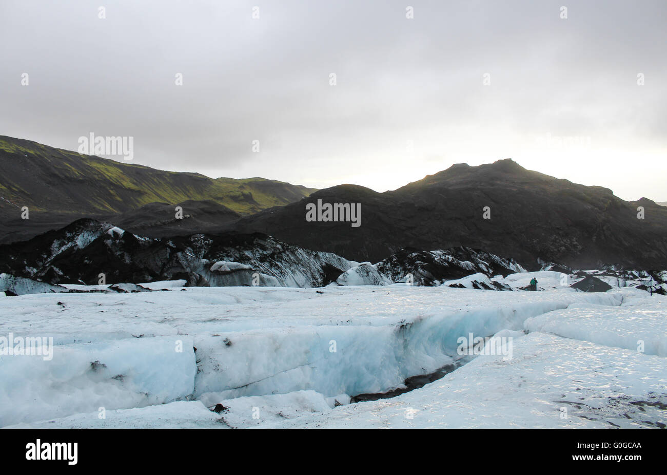 Le Glacier Sólheimajökull dans le sud de l'Islande, une ramification du glacier Mýrdalsjökull, l'est une attraction touristique populaire Banque D'Images