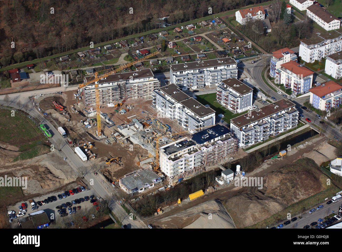 Le développement périphérique typique d'un quartier résidentiel Banque D'Images