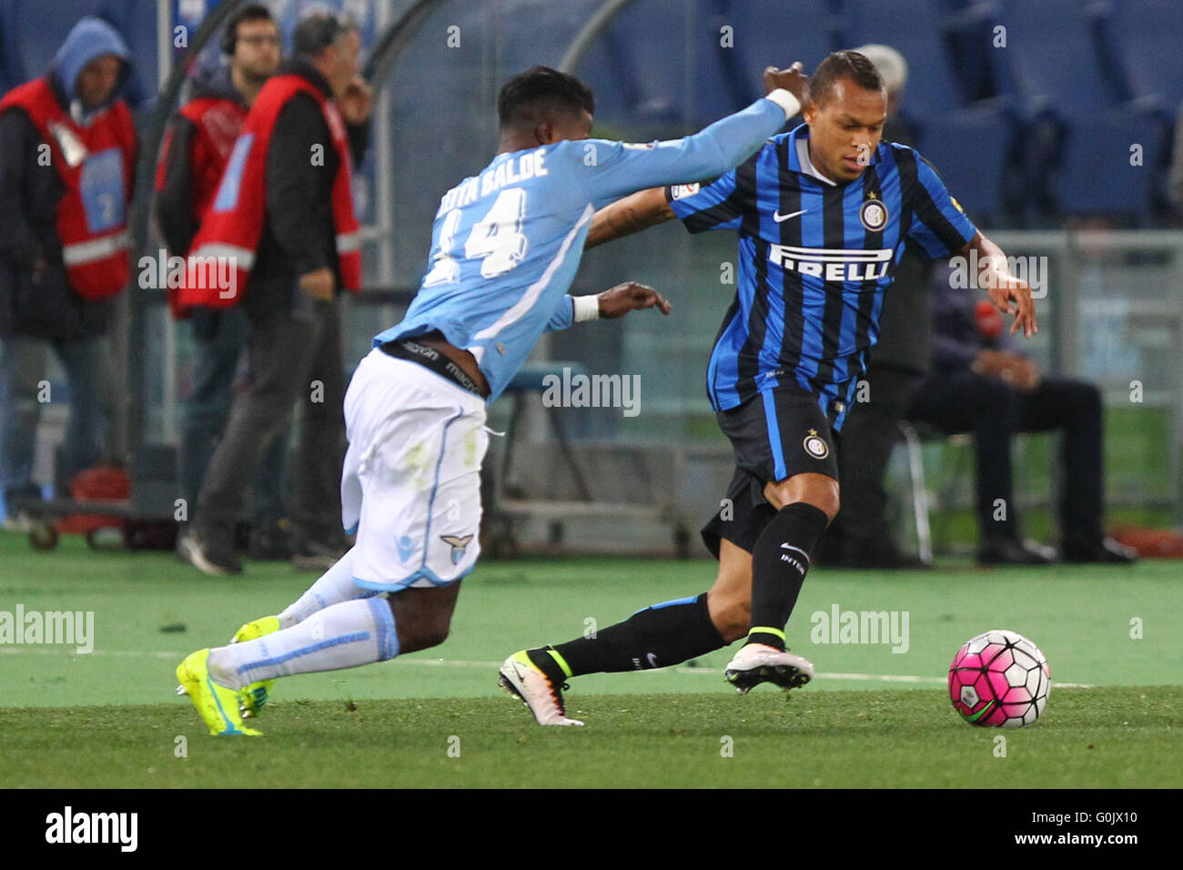 Stade Olimpico, Rome, Italie. 1er mai 2016. Serie A ligue de football. SS Lazio Match derby contre l'Inter. Jonathan Biabiany en action © Plus Sport Action/Alamy Live News Banque D'Images