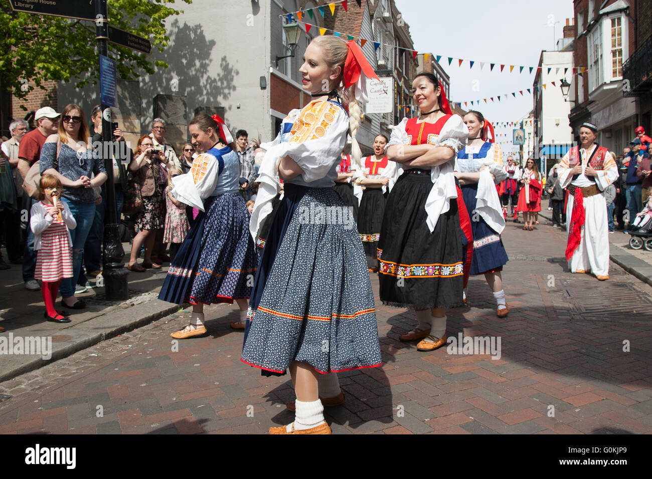 Festival Danse danseurs traditionnels balaie Banque D'Images