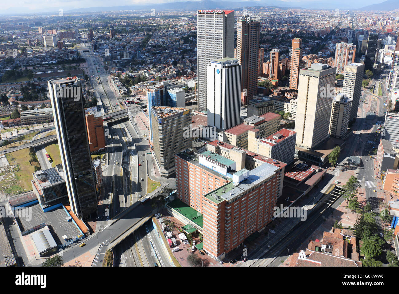 Vue de Bogota, Colombie, crom le haut de la tour Colpatria. Banque D'Images