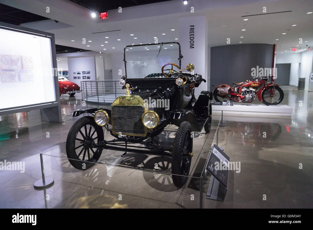 1915 Ford Model T Runabout était un cadeau à la Petersen Automotive Museum de Los Angeles Banque D'Images
